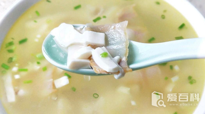 水晶豆腐羹如何做容易又好吃？水晶豆腐羹的家常做法介绍
