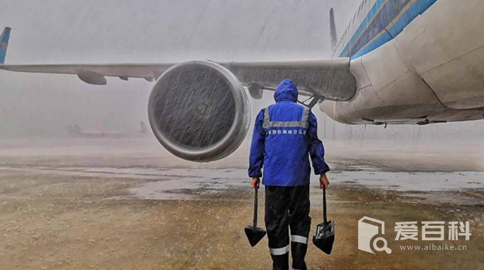 暴雨天可以坐飞机吗 下暴雨影响坐飞机吗